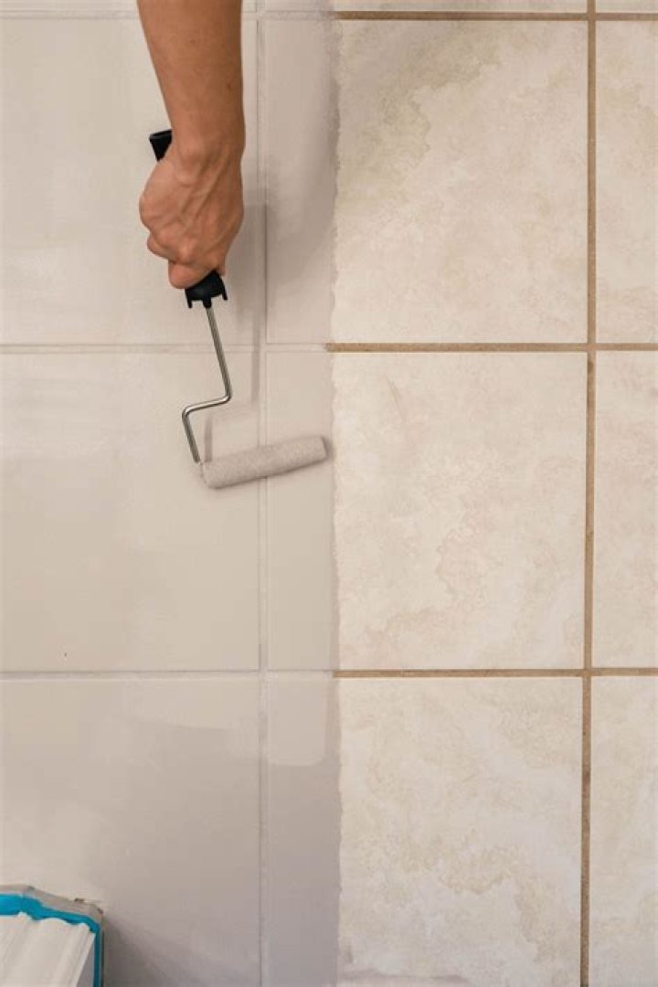 Can ceramic tile be painted over?
