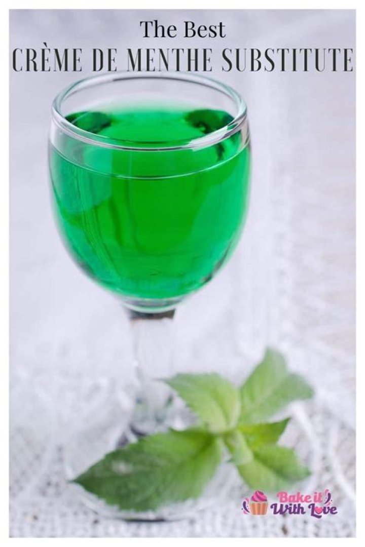 Can I substitute creme de menthe for peppermint extract?