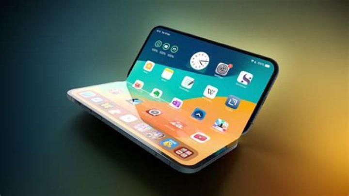 Does iPhone have a built in FM transmitter?