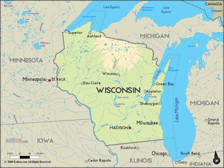 How far is Wisconsin from Ontario Canada?