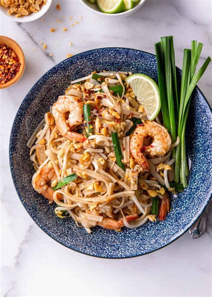 Is Pad Thai supposed to be dry?