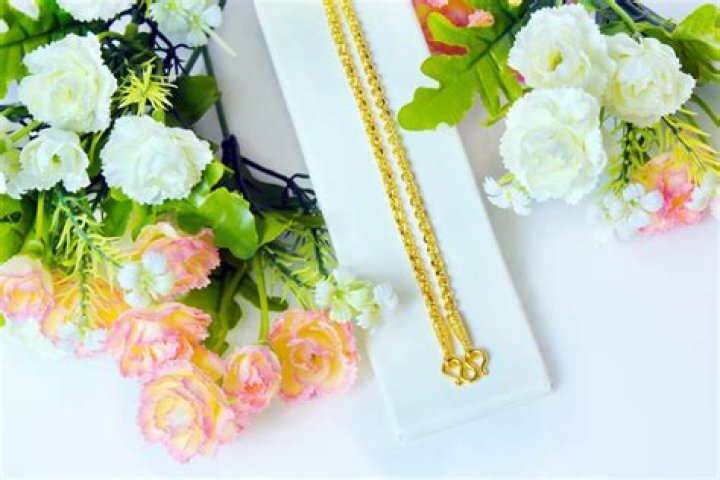What does PT stand for on jewelry?