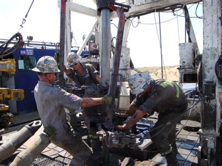 What is a Floorhand? | ContextResponse.com