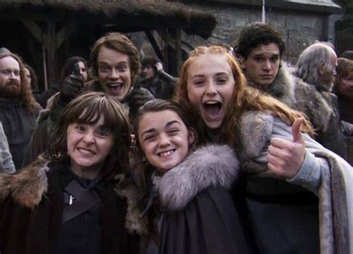 What is the first episode of Game of Thrones about?