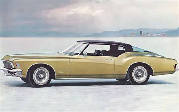 What year was the boat tail Riviera?